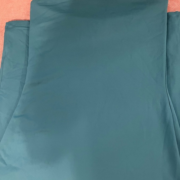 Aritizia Contour Maxi Tube Dress in Teal: Item number #118760 - Picture 3 of 5